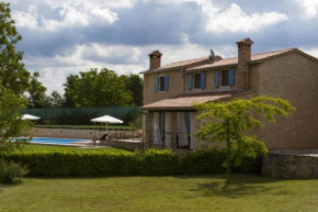 Charming Villa Jezenj